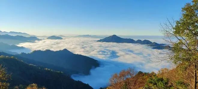 【暑期自驾】避暑秦岭秘境，自驾3日游！穿越秦岭最美太洋公路！一览太白山深处的''小九寨''黄柏塬绝色美景！遇见最萌秦岭四宝！